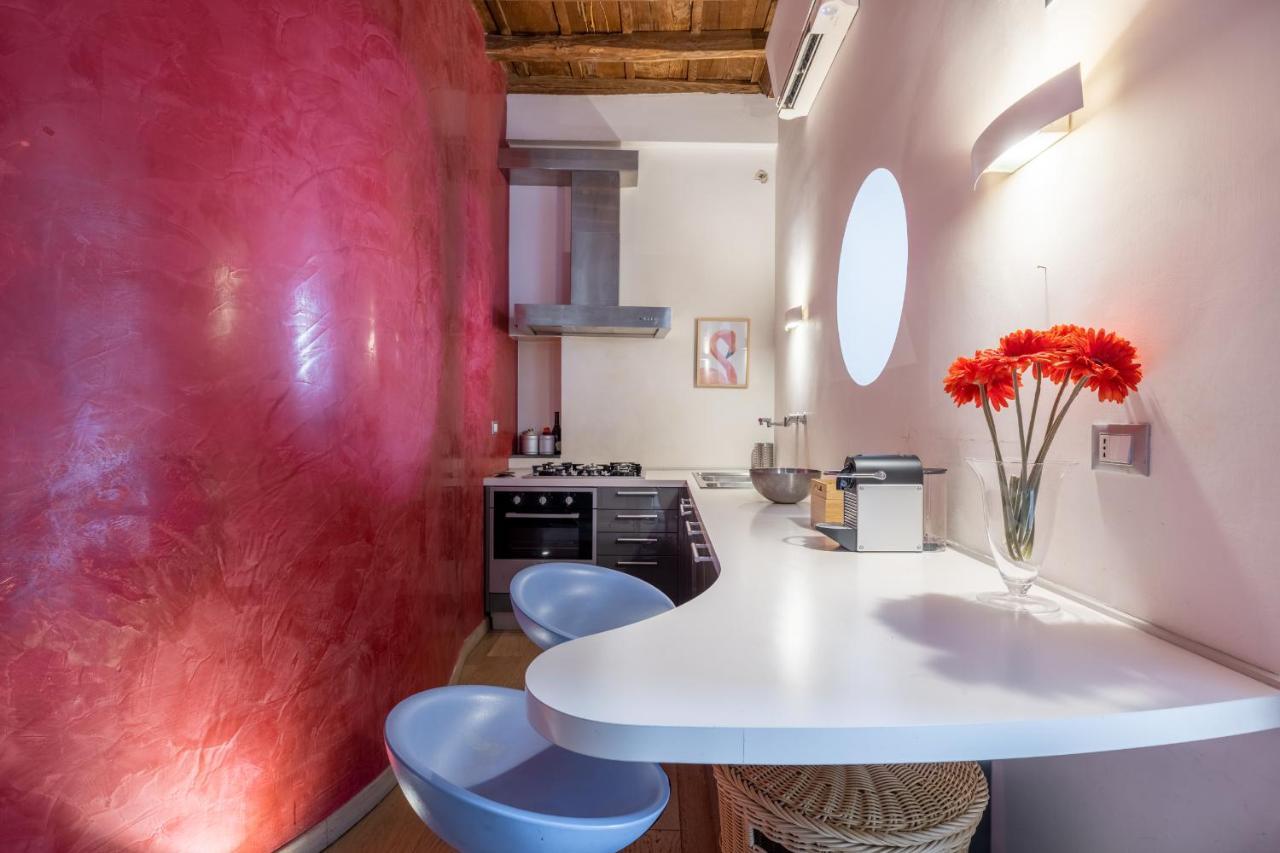 Modern Apartment In Campo De Fiori Roma Exterior foto