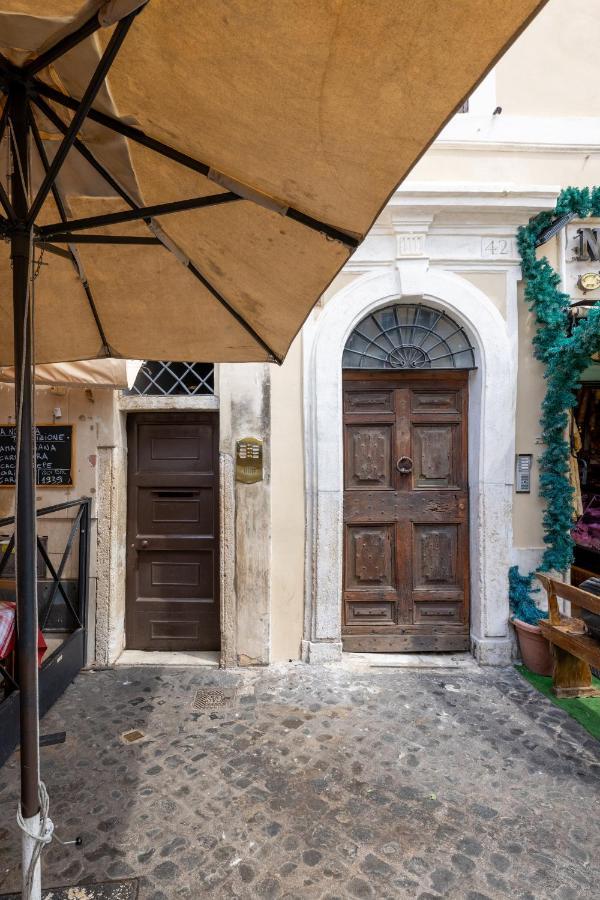 Modern Apartment In Campo De Fiori Roma Exterior foto